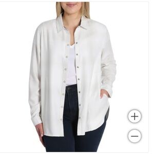Jachs Women's White Button-Down Shirt